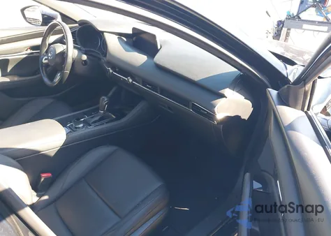 2021 Mazda Mazda3 Preferred z USA, uszkodzony, nr VIN JM1BPBLL5M1345319